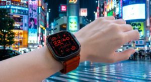 手首に「最強」を。Apple Watch Ultra 2という、都市型サバイバルギア。